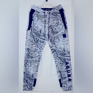 American Eagle White Camo Joggers